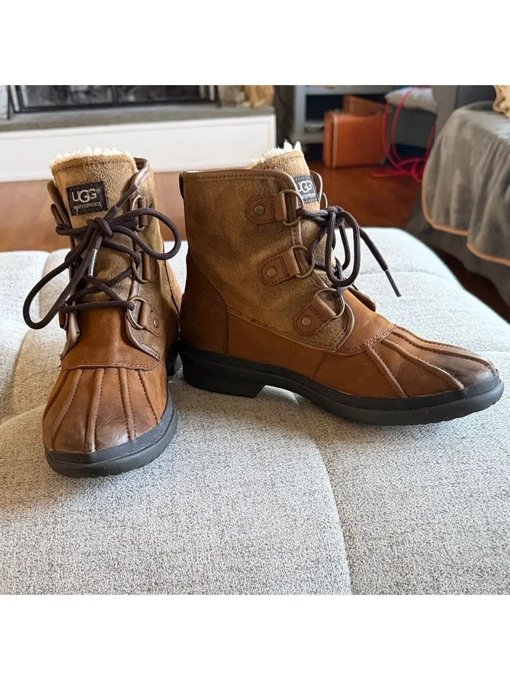 UGG Cecile Waterproof Duck Boots Sz 7.5 Fur Lined Leather Sued